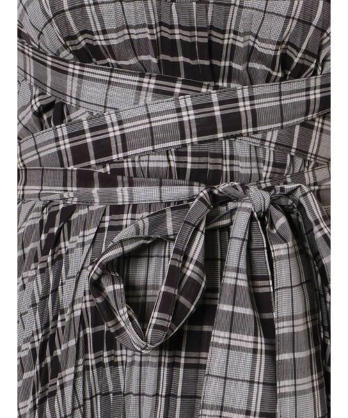 MERCURYDUO（マーキュリーデュオ）の「シアーチェックロングキャミワンピース（ワンピース・レディース・ブラック/ブラウン・FREE）」の18枚目の写真