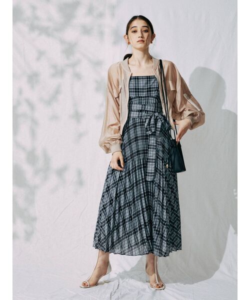 MERCURYDUO（マーキュリーデュオ）の「シアーチェックロングキャミワンピース（ワンピース・レディース・ブラック/ブラウン・FREE）」の7枚目の写真
