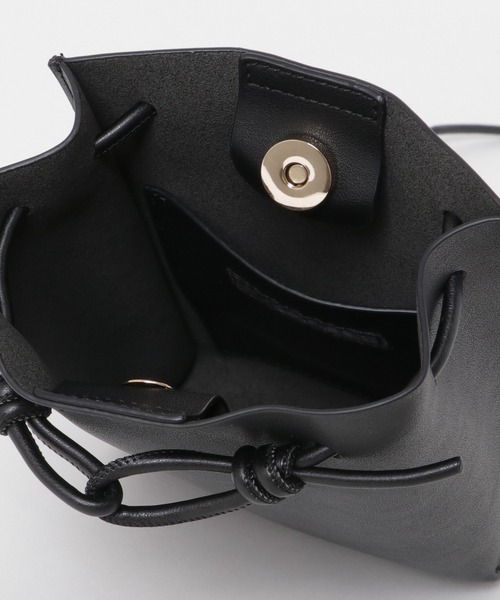 URBAN RESEARCH Sonny Label（アーバンリサーチサニーレーベル）の「ミニポシェット（ショルダーバッグ・レディース・ブラック/オフホワイト/ブルー・ONE）」の4枚目の写真