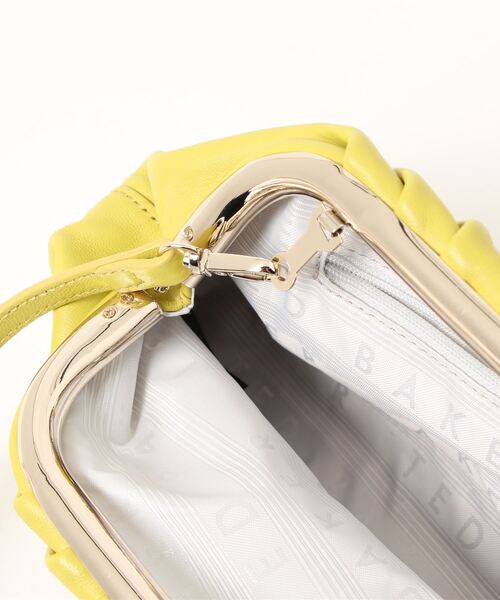 Ted Baker(テッドベーカー)の「DORIEEN 2Way レザー ミニバッグ(ショルダーバッグ・レディース・ブラック/グレー/イエロー系その他3/ピンク系その他・O/S)」の7枚目の写真