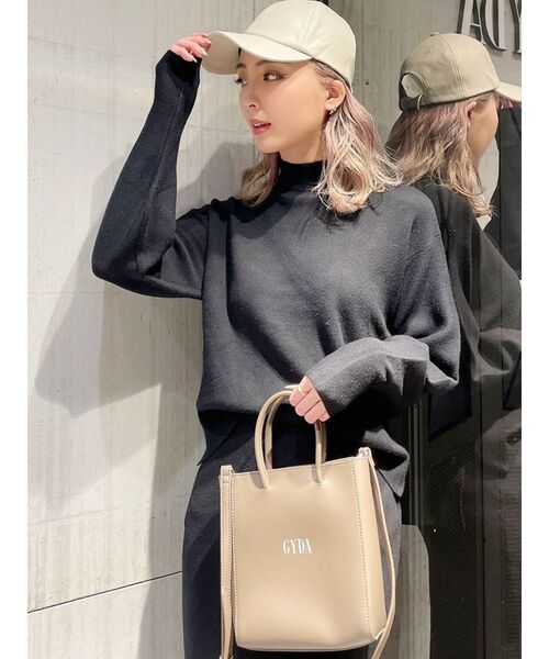 GYDA（ジェイダ）の「【SETUP着用可】ボトルネックマトンスリーブニットTOPS（ニット/セーター・レディース・ブラック/ベージュ/ブラウン・FREE）」の13枚目の写真