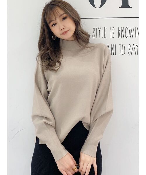GYDA（ジェイダ）の「【SETUP着用可】ボトルネックマトンスリーブニットTOPS（ニット/セーター・レディース・ブラック/ベージュ/ブラウン・FREE）」の6枚目の写真