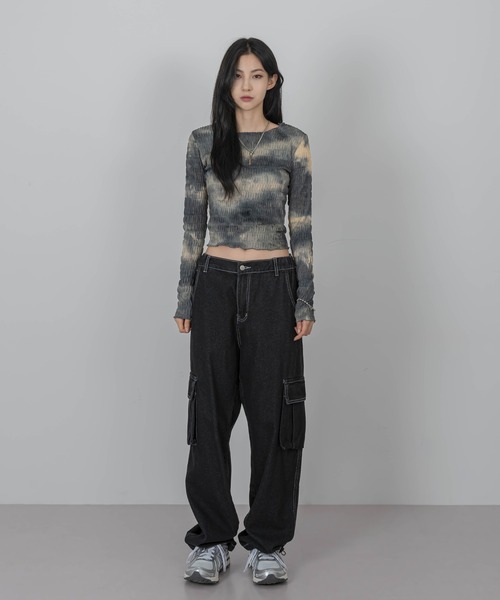 FOLLOWIN（フォロウィン）の「[FLW MADE] タイダイウェーブしわ加工スリムTシャツ（Tシャツ/カットソー・レディース・ブラック/オレンジ/ブルー/カーキ/ブラウン/チャコール・FREE）」の17枚目の写真