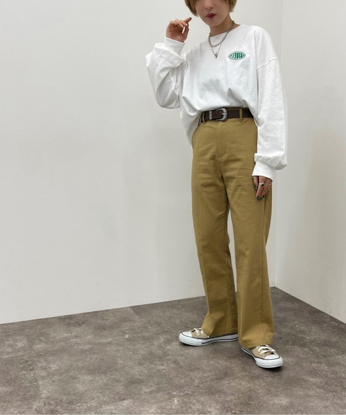 apres jour mignon（アプレジュールミニョン）の「ショート丈プリントロンＴ【ZOZOTOWN限定アイテム】（Tシャツ/カットソー・レディース・ブラック/ホワイト系その他/ホワイト系その他2/ダークグリーン/ブラック系その他/ホワイト系その他3/その他/イエロー系その他/オフホワイト/ナチュラル・X-LARGE/フリー）」の21枚目の写真