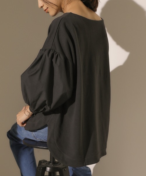 Bou Jeloud（ブージュルード）の「袖ボリュームスウェット（スウェット・レディース・チャコールグレー/モカ/ホワイト系その他・FREE）」の6枚目の写真