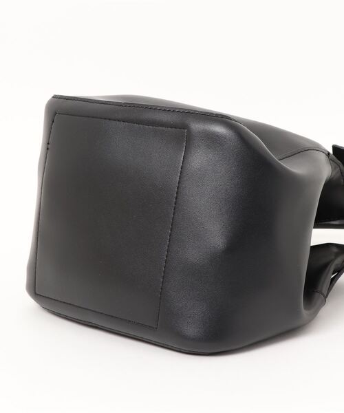 PARKS TOKYO SELECT(パークストウキョウセレクト)の「フェイクレザー 2way バッグ (ミニポーチ付き)(ショルダーバッグ・レディース・ベージュ/ブラウン/アイボリー/ブラック・FREE)」の7枚目の写真