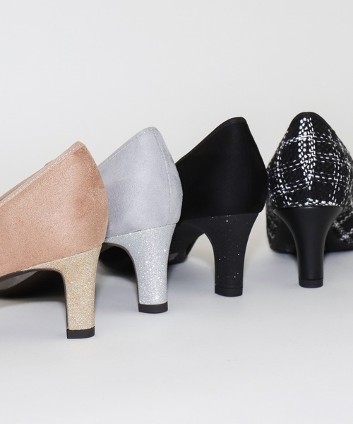 artemis by DIANA（アルテミスバイダイアナ）の「オペラカットリボンパンプス（パンプス・レディース・ベージュ/ブラックミックス/グレー/ブラック・23.0cm/23.5cm/25.0cm/24.5cm/22.5cm/24.0cm/22.0cm）」の8枚目の写真