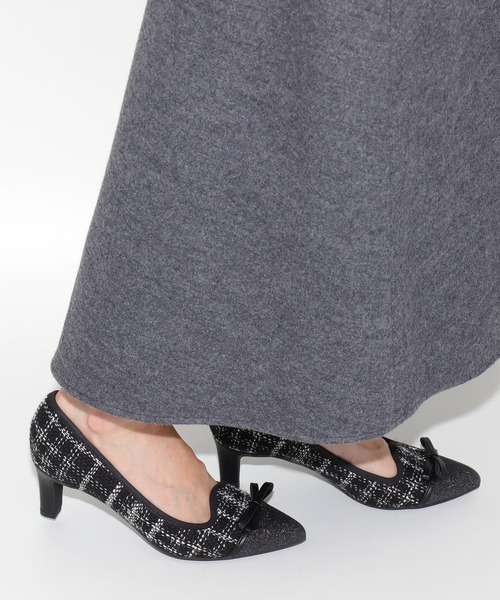 artemis by DIANA（アルテミスバイダイアナ）の「オペラカットリボンパンプス（パンプス・レディース・ベージュ/ブラックミックス/グレー/ブラック・23.0cm/23.5cm/25.0cm/24.5cm/22.5cm/24.0cm/22.0cm）」の15枚目の写真