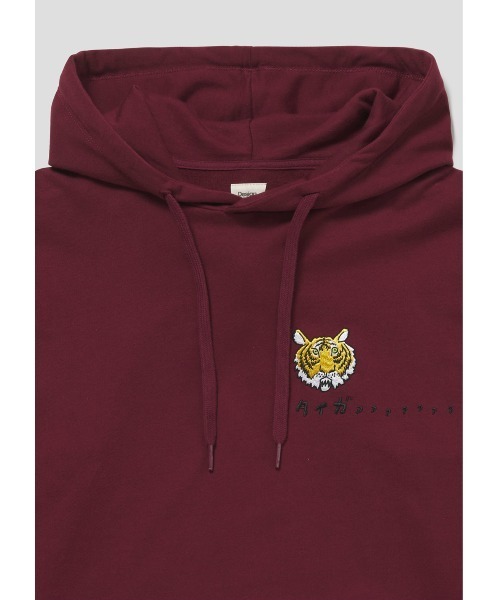 Design Tshirts Store graniph（デザイン　ティーシャツ　ストア　グラニフ）の「タイガー｜ビッグシルエットパーカー（パーカー・メンズ・ボルドー・LARGE/MEDIUM/SMALL）」の9枚目の写真