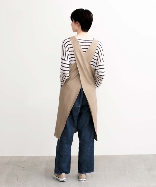 COCO WALK（ココウォーク）の「COCOWALK:タック バッククロス エプロン（エプロン・レディース・ベージュ/ボルドー・FREE）」の15枚目の写真