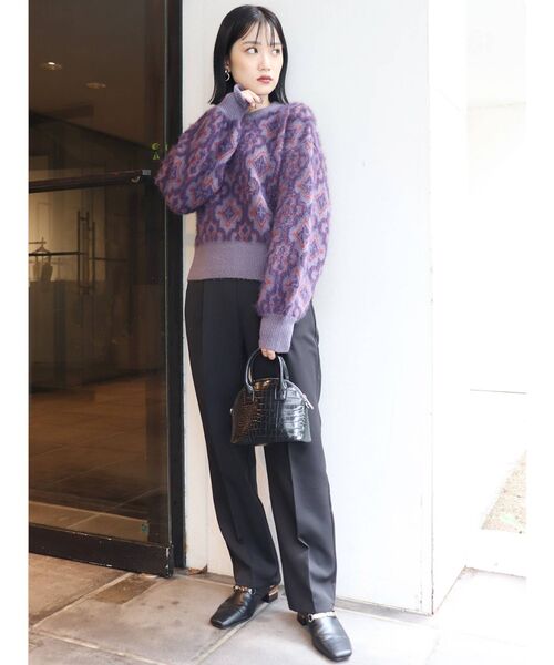 MURUA(ムルーア)の「カラータックパンツ(スラックス・レディース・ブラック/パープル/レッド/グリーン/アイボリー/マスタード・1/2)」の22枚目の写真
