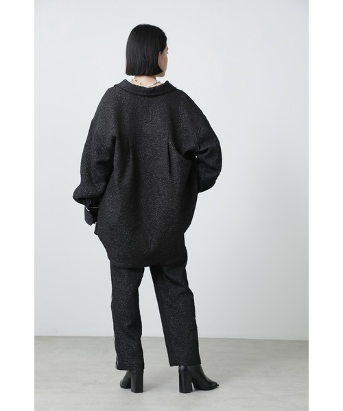 OKIRAKU(オキラク)の「(OKIRAKU×ROSE BUD)ジャカードビッグシャツ(シャツ/ブラウス・レディース・ブラック/ピンク・ONE SIZE)」の6枚目の写真