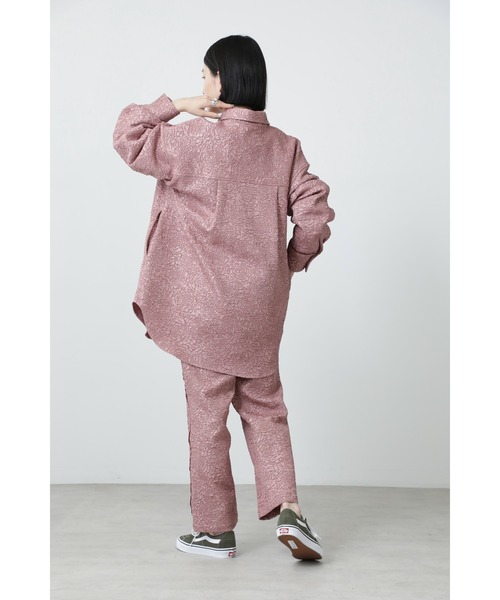 OKIRAKU(オキラク)の「(OKIRAKU×ROSE BUD)ジャカードビッグシャツ(シャツ/ブラウス・レディース・ブラック/ピンク・ONE SIZE)」の8枚目の写真