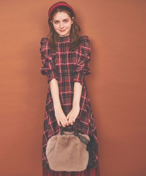 31 Sons de mode（トランテアン　ソン　ドゥ　モード）の「リボンショルダーフェイクファーバッグ（ショルダーバッグ・レディース・サックスブルー/モカ・38）」の4枚目の写真