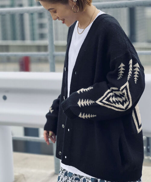 PENDLETON（ペンドルトン）の「【PENDLETON/ペンドルトン】Vネックモヘヤカーディガン ＶNeck Cardigan #1575-6002（カーディガン/ボレロ・メンズ・ブラック/キャメル・MEDIUM/LARGE）」の2枚目の写真