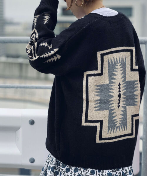 PENDLETON（ペンドルトン）の「【PENDLETON/ペンドルトン】Vネックモヘヤカーディガン ＶNeck Cardigan #1575-6002（カーディガン/ボレロ・メンズ・ブラック/キャメル・MEDIUM/LARGE）」の8枚目の写真