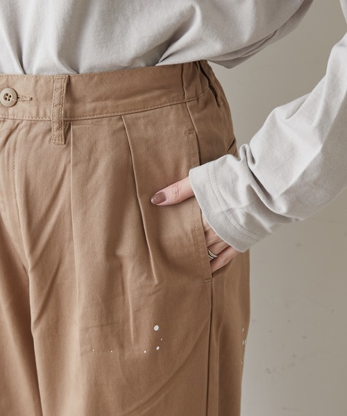 CIAOPANIC TYPY（チャオパニックティピー）の「タックペイントチノパンツ（チノパンツ・レディース・ベージュ/グリーン/アイボリー・SMALL/MEDIUM/LARGE）」の10枚目の写真