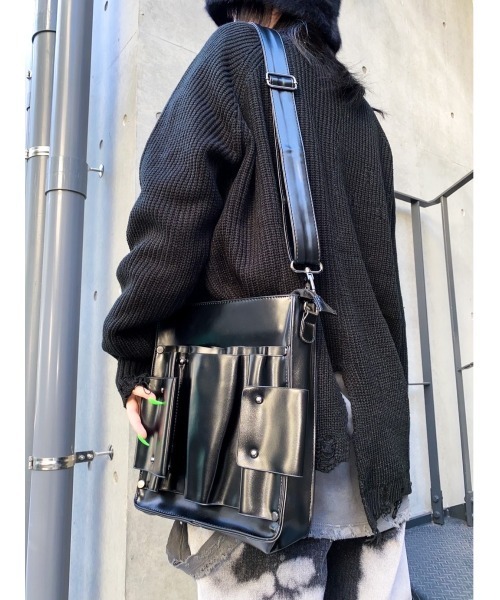 XU(エックスユー)の「【XU/エックスユー】half design damage knit/ニット ダメージニット(ニット/セーター・メンズ・ブラック・ONE SIZE)」の7枚目の写真