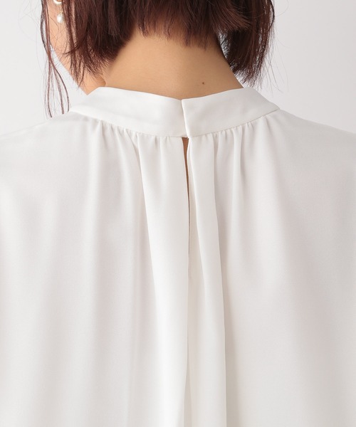 GLOBAL WORK（グローバルワーク）の「スタンドギャザーブラウス/236530（シャツ/ブラウス・レディース・ブラック/ライトベージュ/ホワイト・MEDIUM/LARGE）」の13枚目の写真