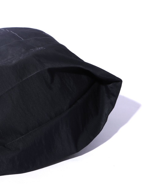 NaNa-NaNa(ナナナナ)の「nana-nana/ナナナナ NOT A TREND A3 トートバッグ ショッパーバック(トートバッグ・メンズ・ホワイト/ブラック/オレンジ/グリーン/レッド/ブルー/ミント/ライトピンク・ONE SIZE)」の15枚目の写真