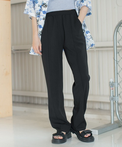 PBLIM（ページボーイリム）の「PAGEBOYLIM/ストレッチテーパードパンツ（その他パンツ・レディース・ブラック系その他/ライム/ブルー/オレンジ/ライトグリーン/ライトイエロー/ブルー系その他/ホワイト系その他/グリーン系その他6/ホワイト系その他4/イエロー系その他6/ブラック・SMALL/MEDIUM/LARGE）」の3枚目の写真