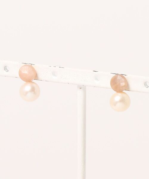 minia(ミニア)の「しずくパールピアス(ピアス(両耳用)・レディース・グレー/ブルー/ライトブルー/ピンク・FREE)」の6枚目の写真