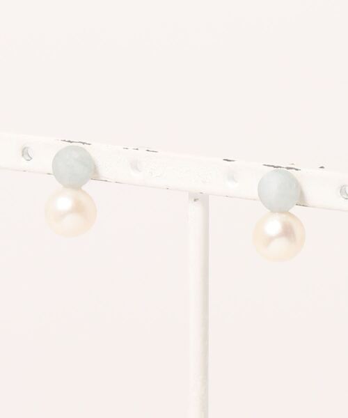 minia(ミニア)の「しずくパールピアス(ピアス(両耳用)・レディース・グレー/ブルー/ライトブルー/ピンク・FREE)」の8枚目の写真