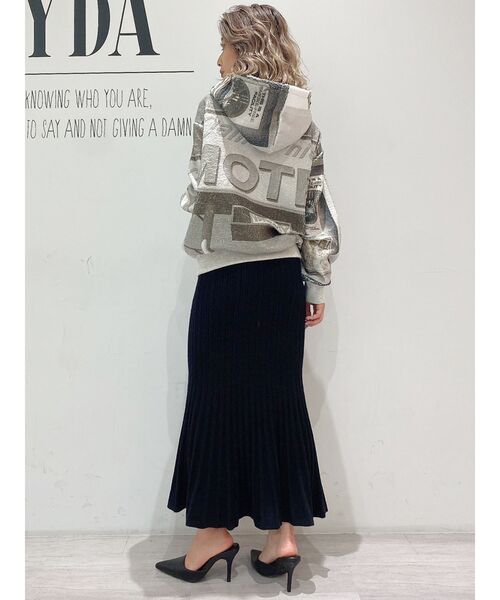 GYDA(ジェイダ)の「【SETUP着用可】マーメイドケーブルニットスカート(スカート・レディース・ブラック/ピンク/アイボリー/ベージュ・FREE)」の15枚目の写真