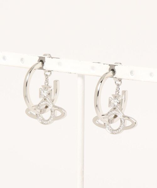 Vivienne Westwood 渋谷 レディースピアス　スタッド水色　両耳 Vivienne Westwood 渋谷 レディースピアス スタッド水色 両耳