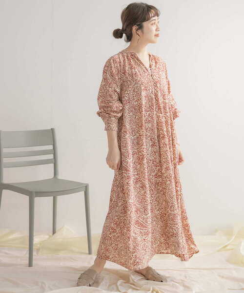 ITEMS URBANRESEARCH(アイテムズ アーバンリサーチ)の「ペイズリーラグランワンピース(ワンピース・レディース・ベージュ/ブラック/アイボリー・FREE)」の4枚目の写真