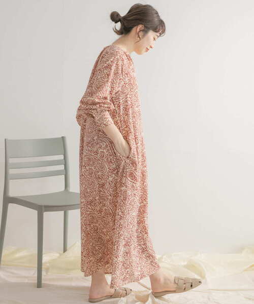 ITEMS URBANRESEARCH(アイテムズ アーバンリサーチ)の「ペイズリーラグランワンピース(ワンピース・レディース・ベージュ/ブラック/アイボリー・FREE)」の5枚目の写真