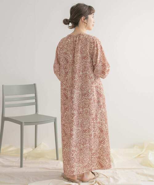 ITEMS URBANRESEARCH(アイテムズ アーバンリサーチ)の「ペイズリーラグランワンピース(ワンピース・レディース・ベージュ/ブラック/アイボリー・FREE)」の6枚目の写真