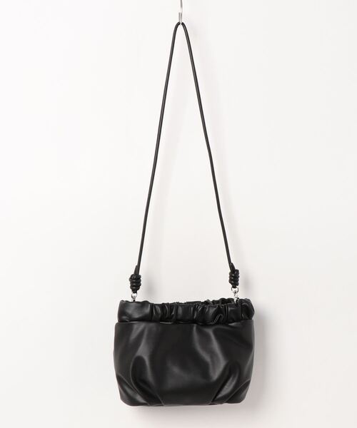 NATURAL BEAUTY BASIC（ナチュラルビューティーベーシック）の「シャーリングハンドルクラッチ（クラッチバッグ・レディース・ブラック/グリーン・ﾌﾘ-）」の16枚目の写真