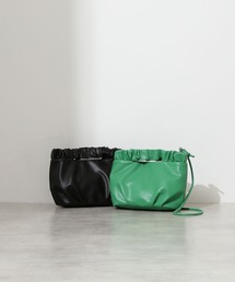 NATURAL BEAUTY BASIC | シャーリングハンドルクラッチ(クラッチバッグ)