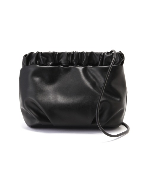 NATURAL BEAUTY BASIC（ナチュラルビューティーベーシック）の「シャーリングハンドルクラッチ（クラッチバッグ・レディース・ブラック/グリーン・ﾌﾘ-）」の6枚目の写真