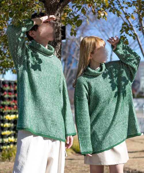 PairPair(ペアペア)の「ストライプタートルニット(ユニセックス)(ニット/セーター・レディース・グリーン/ベージュ/ブラック・FREE)」の4枚目の写真