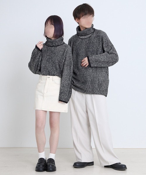 PairPair(ペアペア)の「ストライプタートルニット(ユニセックス)(ニット/セーター・レディース・グリーン/ベージュ/ブラック・FREE)」の21枚目の写真