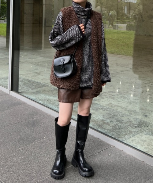 PairPair(ペアペア)の「ストライプタートルニット(ユニセックス)(ニット/セーター・レディース・グリーン/ベージュ/ブラック・FREE)」の15枚目の写真