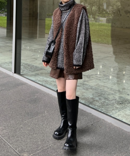 PairPair(ペアペア)の「ストライプタートルニット(ユニセックス)(ニット/セーター・レディース・グリーン/ベージュ/ブラック・FREE)」の14枚目の写真