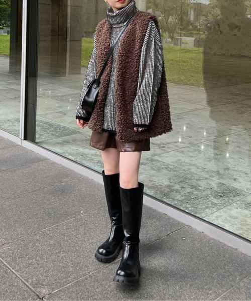 PairPair(ペアペア)の「ストライプタートルニット(ユニセックス)(ニット/セーター・レディース・グリーン/ベージュ/ブラック・FREE)」の6枚目の写真