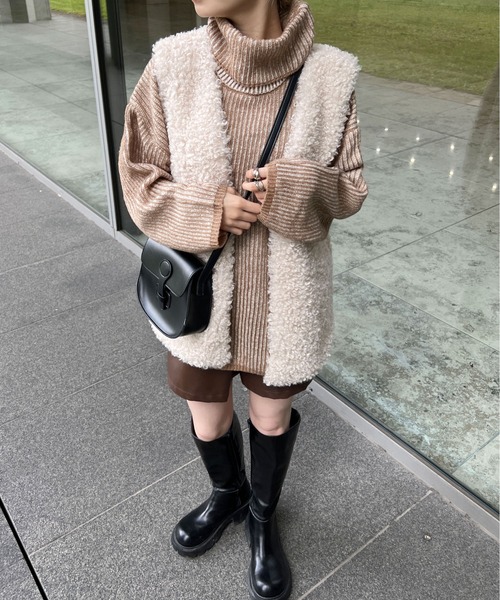 PairPair(ペアペア)の「ストライプタートルニット(ユニセックス)(ニット/セーター・レディース・グリーン/ベージュ/ブラック・FREE)」の7枚目の写真