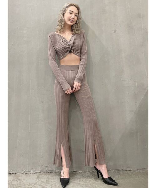 GYDA（ジェイダ）の「【セットアップ着用可】ランダムフレアニットパンツ（その他パンツ・レディース・ブラック/ベージュ・FREE）」の4枚目の写真