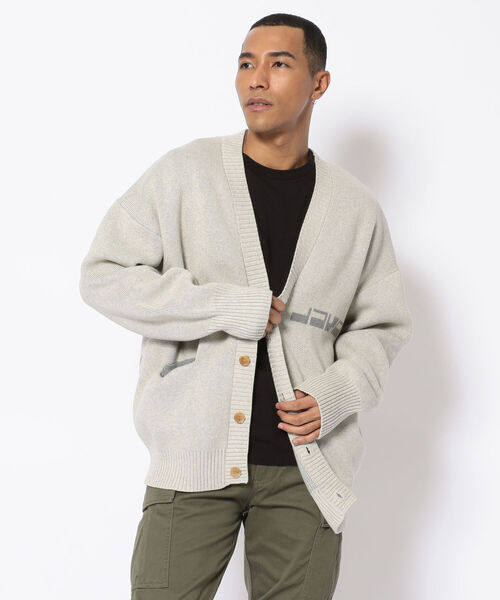 LUSOR（ルーソル）の「LUSOR（ルーソル） Wジャカードロゴカーディガン（カーディガン/ボレロ・メンズ・ライトグレー/ブルーグレー/チャコール・MEDIUM/LARGE）」の6枚目の写真