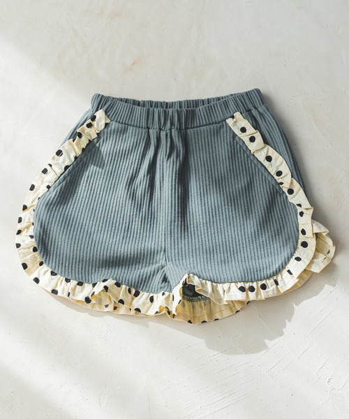 pairmanon(ペアマノン)の「【ふんわりワッフル】フリルショートパンツ(その他パンツ・キッズ・ブラック/ピンク/ミント/モカ/ライトベージュ/グレイッシュベージュ/イエロー系その他/グレー系その他5/ホワイト系その他/ピンク系その他・90/100/110/120/130/140/150)」の2枚目の写真