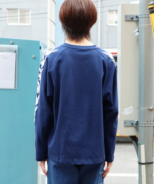 PLEASURES(プレジャー)の「PLEASURES×PLAY BOY/プレジャーズ×プレイボーイ PLAYBOY RAGLAN LONG SLEEVE TEE ロンT ロングスリーブ(Tシャツ/カットソー・メンズ・ブラック/ネイビー・M/XL/L)」の4枚目の写真