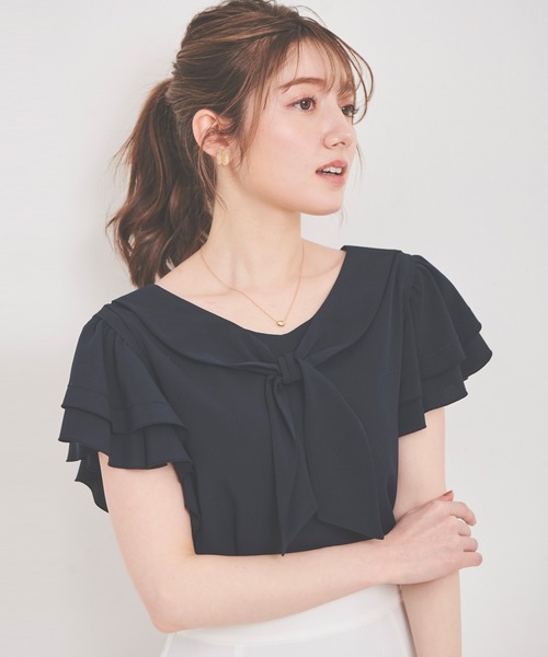 LAISSE PASSE（レッセパッセ）の「前後2wayフリルブラウス（シャツ/ブラウス・レディース・ネイビー/ライトブルー/アイボリー・MEDIUM）」の4枚目の写真