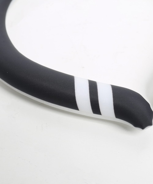 sankyo shokai（サンキョウショウカイ）の「[monochro ice]モノクロアイスネッククーラー（アウトドアグッズ・レディース・ブルー/ピンク/ブラック/ブラック系/ブラック系1/ブラック系2/ブラック系3/ブラック系4/オレンジ/ライトグレー/ブルー系2/ピンク系1/ベージュ系2/ブルー系1/ブラック系5/ベージュ系1/その他2/その他3/その他4/その他1・M/L/S）」の22枚目の写真