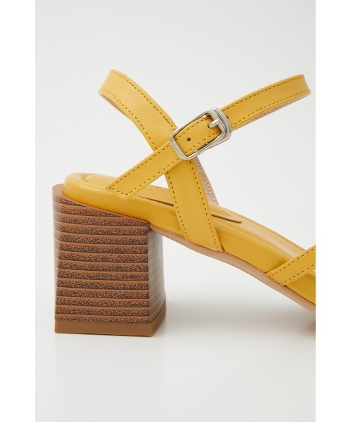 AZUL by moussy（アズールバイマウジー）の「THIN STRAP SANDALS/シンストラップサンダル（サンダル・レディース・イエロー/ブラック/アイボリー・LARGE/SMALL/MEDIUM）」の19枚目の写真