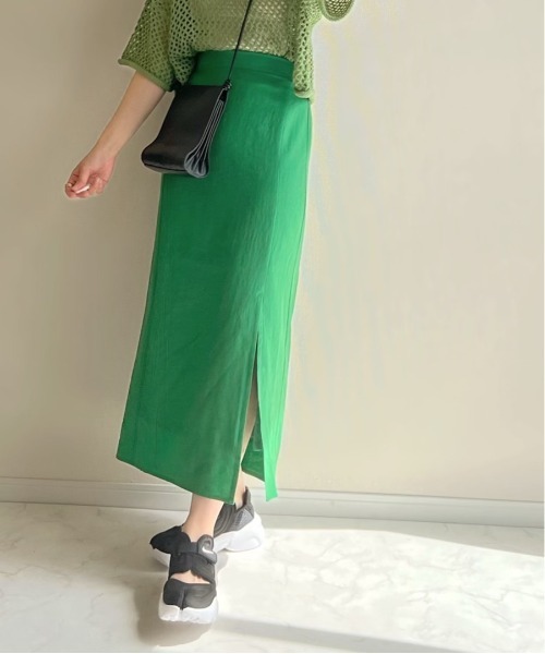 ANGIE VINTAGE by haru（アンジーヴィンテージバイハル）の「【haru_wearコラボ】リネンタッチスリットナロースカート（スカート・レディース・ブラック/ベージュ/ブラウン/ライム/グリーン・FREE）」の7枚目の写真