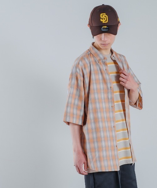 improves（インプローブス）の「ワンポイント 刺しゅう 半袖 レギュラーカラー チェックシャツ（シャツ/ブラウス・メンズ・ブルー/オレンジ/グリーン・LARGE/MEDIUM）」の15枚目の写真